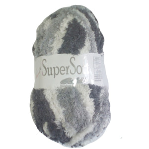 SuperSoft Cuddly Chunky Shade 6322 Grey White
